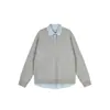 Suéter retrô estilo coreano de duas peças falsas com gola polo para homens, apresentando design de tricô em blocos de cor, corte solto e estilo pullover versátil.