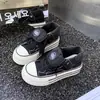 Zapatos de Lona de Caña Alta Versátiles con Suela Gruesa para Mujer 2026 Primavera y Otoño Nuevos Estilo Japonés Aumentadores de Altura Estudiante Zapatos Blancos Venta al por Mayor