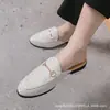 Nuevas sandalias de verano para hombre de punta cerrada, zapatos de cuero slip-on de talla grande, suela suave, estilo británico, zapatos casuales versátiles para hombre