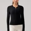 Playera Deportiva de Manga Larga para Mujer con Cuello Henley Acanalado, Corte Slim, Alta Elasticidad, Amigable con la Piel, Transpirable, Ropa para Yoga, Top para Correr y Fitness