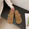 Pantuflas cerradas transpirables caladas para mujer, nuevo modelo 2026, sandalias planas cómodas sin cordones estilo Birkenstock, estilo ins