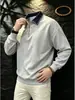 Estilo Primavera/Otoño 2026 Ropa Americana para Hombre Estilo Primavera/Otoño Solapa Engrosada Manga Larga Bloque de Color Costura Expuesta Media Cremallera Top Holgado