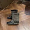 Nuevas botinetas estilo retro para otoño de 2026, con efecto adelgazante, diseño patchwork y un diseño estilo francés con hebilla de cinturón y tacón oculto.