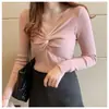 Suéter interior de punto de lana de corte entallado con nuevo diseño Kink para otoño e invierno de 2024 para mujer, blusa con cuello en V y base.