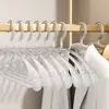 Novo Cabide de Roupa de Luxo Leve para Uso Doméstico, Cabide de Roupa Sem Costura com Ângulo Anti-Ombro, Cabide Antiderrapante para Uso Diário em Casa