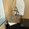 2026 Nueva Bolsa de Hombro de Gran Capacidad para el Viaje Diario, Bolso de Hombro Versátil de Gama Alta de Nicho, Bolso de Mano Simple de Cuero Suave para Mujer