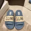 Chinelos de Grande Porte Transfronteiriços com Velcro e Solado Grosso 2024 Design de Nicho Chinelos Casuais Slip-On para Uso Externo Confortáveis