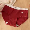 Calcinhas de Algodão Vermelhas para Mulheres, Forro Antibacteriano, Presente de Casamento do Ano do Cavalo, Tanga Doce para Jovens que Abraçam o Quadril