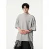 2026 Verano Nuevo Camiseta de Manga Corta para Hombre con Cuello Henley Waffle Bordado Línea Hasselblad Top de Alta Gama de Moda para Hombre