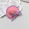 Mini Lindo Vendiendo Lindas Correas Tejidas a Mano Crochetadas Lana Capucha Dibujo Animado Muñeca DIY Decoración
