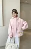 2809 Moderna chaqueta corta con cremallera y cuello alto estilo coreano para mujer, nueva chaqueta casual versátil y elegante de otoño para mujeres petite
