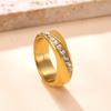 Anillo de acero inoxidable de titanio chapado en oro de 18 quilates con personalidad exagerada y diseño irregular de joyería de fundición transfronteriza.