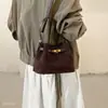 Bolso cubo, bolso cruzado de nicho para mujer, bolso de mano estilo retro, versátil y simple, moda 2026, nuevo bolso de hombro para el día a día