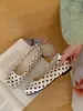 Primeiro Encontro com os Novos Sapatos de Salto Baixo Brancos com Bolinhas Estilo Coreano da Primavera de 2026 para Mulheres, Adequados para Combinar com Saias, Estilo Ballet