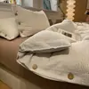 Conjunto de quatro peças estilo Muji para cama de solteiro, capa de edredom de algodão lavado, lençol, capa de edredom, saia de cama, conjunto de três peças para dormitório de estudante novo, quatro