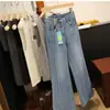 Essas calças incríveis de supermodelo são um item essencial! Eles fazem suas pernas parecerem mais finas e longas, são macios, têm elasticidade em quatro direções e apresentam cintura alta e um design de perna reta levemente flare.. Perfeito para o início do outono