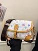Bolso Cuadrado Pequeño de Moda Retro de Alta Gama Transfronterizo para Mujer 2025 Nuevo Bolso Bandolera Versátil Bolso de Nicho para Viajeros
