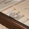 Anillo de Nuevo Temperamento 2026 para Mujer Joyería de Mano para Hombre con Mano de Obra Pesada de Gama Alta Anillo Ajustable de Color Duradero al por Mayor