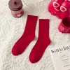 Calcetines Rojos Grandes del Año del Rata para Mujer Otoño/Invierno Cuadros Bordado Oso Pequeño Dulce Año Nuevo Buena Suerte Calcetines Largos Algodón Afelpado