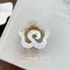 Pinza para el pelo de garra de metal de acetato Wave Moda Elegante Flor Parte trasera de la cabeza Moño Pinza Tiburón Accesorio para el cabello Venta al por mayor