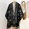 Bufanda nueva de otoño e invierno para mujer, doble cara de cachemira sintética, diseño de alta gama, cálida, versátil y con borlas