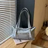 Bolso de mensajero, estilo retro, gran capacidad, moda 2026, diseño con tachuelas, bolso de axila, nuevo estilo para mujer