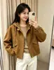 Chaqueta corta de gamuza estilo coreano para mujer, nuevo producto de otoño 2026, corte holgado, con sudadera de punto desmontable