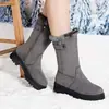 Botas de algodón cálidas y gruesas con forro polar para uso en exteriores, nuevo estilo de invierno 2026, a la moda, antideslizantes, resistentes al frío, ligeras, versátiles botas de nieve para mujer