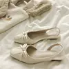 Sandalias Plisadas con Lazo Estilo Hada para Mujer, Tacón Grueso Estilo Francés, Punta Cerrada, Nuevas de Verano 2026, Sandalias Slip-On de Punta Cuadrada Pequeña