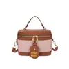 2026 Versão Coreana Ins Retro Bolsa Caixa Tecida Grande Capacidade Bolsa de Ombro Versátil Simples e Elegante Bolsa de Ombro