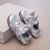 Zapatos para niñas, zapatillas deportivas infantiles, nuevo estilo primavera y otoño 2026, moda para niñas pequeñas, zapatos de princesa, malla transpirable, zapatos Argan
