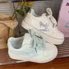 Zapatillas blancas de estilo coreano con suela gruesa, que aumentan la altura y son versátiles para mujer, colección nueva primavera/otoño 2026, adecuadas para estudiantes, casuales y deportivas