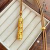 Pingente de Buda portátil banhado a ouro com cobre e ouro de alta retenção de cor, mesmo estilo da Gold Store, com incrustações de diamantes e oito tesouros