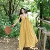 Vestido Amarelo com Alças e Costas Nuas Estilo Francês Atmosférico para Mulheres, Vestido Longo de Renda Estilo Resort de Verão
