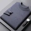 Suéter casual de cuello alto medio para hombre, nueva colección otoño/invierno 2026, color liso, capa base, suéter cálido para hombres de mediana edad