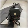 Mochila Pequeña Estilo Universitario Bolso de Mujer 2025 Nuevo Retro Cuero de Cera de Aceite Bolsa de Viaje Gran Capacidad Mochila de Moda para Viajes Diarios