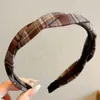 Diadema de Trenza a Cuadros para Niñas, Pinza Versátil para Otoño e Invierno, Accesorio para el Cabello de Diadema de Alta Presión en la Corona