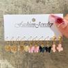 Nuevo Set de Aretes Metálicos Estilo Frío 5 Pares Aretes de Aro Dorados Simples Creativos Aretes de Perla de Imitación