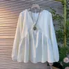 Artículo de moda para mujer talla grande 2026 primavera y otoño nuevo top elegante con cuello en V de manga larga para mujer que estiliza y disimula la barriga