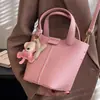 Atacado de Fábrica de Bolsas Femininas de Alta Qualidade, Novas Bolsas de Mão da Moda de Outono para o Trabalho, Bolsas Transversais Tipo Saco Texturizadas Versáteis
