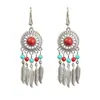 Aretes de Estilo Exótico de Venta Caliente Retro Literario Clásico Dignificado Ganchos para la Oreja Versátil Hueco Moda Borla Colgantes