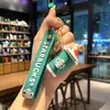 Llavero Starbucks Taza de Té con Leche Muñeco de Dibujos Animados Llavero de Coche Colgante para Bolso Máquina de Garra Regalo Pequeño Venta al por Mayor