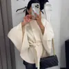 Chaqueta de Lana de Color Puro con Cordones, Cuello Alto de Diseño, Efecto Adelgazante en la Cintura para Mujer 2025 Estilo Europeo y Americano Transfronterizo Nuevo Estilo