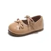 Sapatos de Princesa com Laço para Crianças, Sapatos Pequenos de Couro, Nova Versão Coreana Primavera e Outono 2026 Sapatos Casuais Versáteis para Meninas com Solado Macio