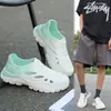 Sandálias Croc Daddy para Homens e Mulheres, Moda Outdoor de Nicho, Antiderrapantes de Verão com Sola Grossa, Calçados Casuais Esportivos para Praia, Vadeação e Rastreamento de Rios Tendência