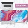 Alfombrilla de ratón bidimensional al por mayor Hatsune Miku Pad de escritorio Borde impermeable con bloqueo Pad de teclado para oficina de chicas con imagen Mesa de juego