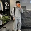 Conjunto de chaleco con capucha y sudadera para niño de otoño, nueva colección primavera/otoño 2026, conjunto casual de tres piezas para niños mayores, disponible para envío directo transfronterizo