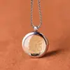 Colgante de Caja Gawu Transparente de Doble Cara de Acero de Titanio Estilo Tíbet con Vajra y Ojos Prajna, Colgante Portátil y Abrible de Cinabrio