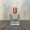 En stock Suministro B143-50ml Botella de perfume de vidrio transparente esmerilado con rosca Subenvase cosmético Botella de spray vacía