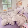Juego de cuatro piezas de algodón acolchado fresco y sencillo estilo Ins, ultra suave para dormir sin nada, estampado floral estilo pastoral, juego de tres piezas para dormitorio, funda de edredón de gasa de doble capa